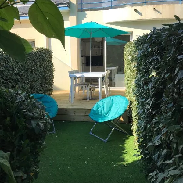 Studio Les Pétrels avec terrasse et jardinet à 2 pas de la plage，位于波尔尼谢的酒店
