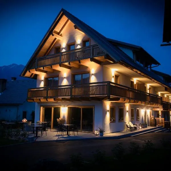 House Troha - Rooms & Apartments，位于布莱德的酒店