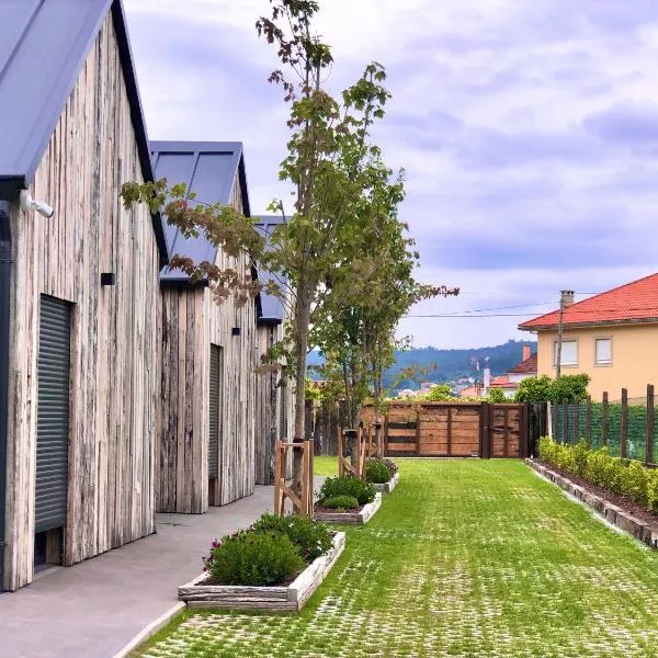 Casitas de Madera O Loureiro，位于诺雅的酒店