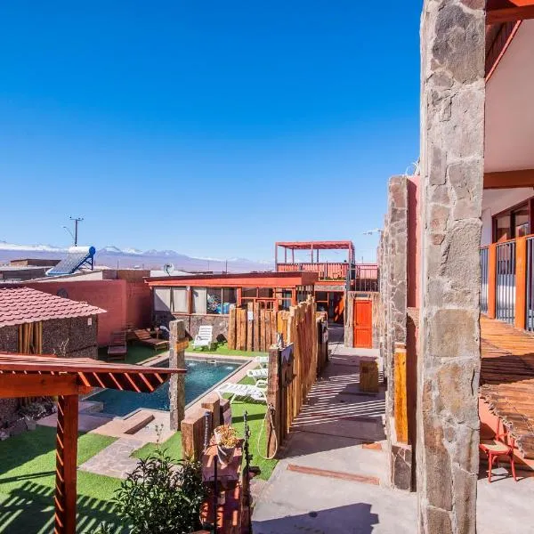 Hotel Casa Algarrobo，位于Béter的酒店