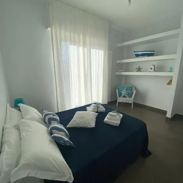 Il Veliero，位于滨海波利尼亚诺的酒店
