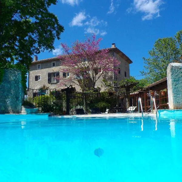 Logis des Magnans -Les terrasses du Coutach -，位于Logrian-et-Comiac-de-Florian的酒店