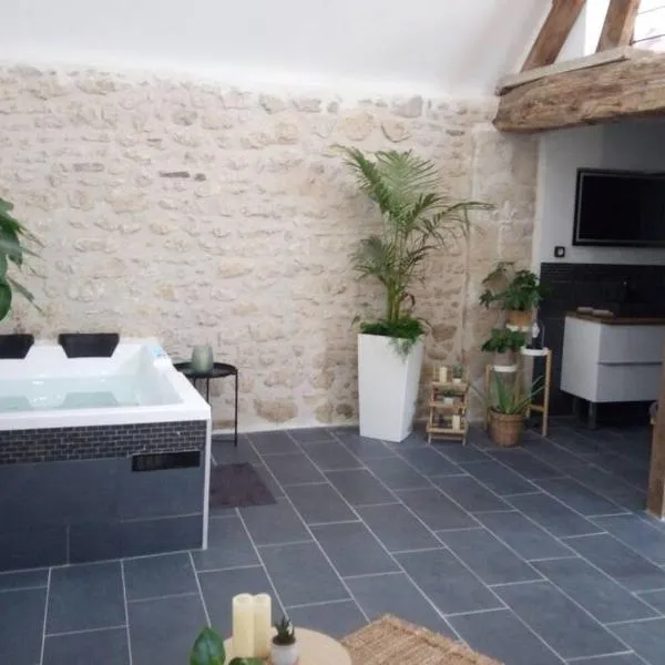 Maison privative, cocooning, zen , avec jacuzzi，位于Courcelles-sur-Vesle的酒店