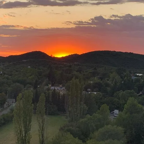 Cabañas El Mirador，位于埃尔沃尔坎的酒店