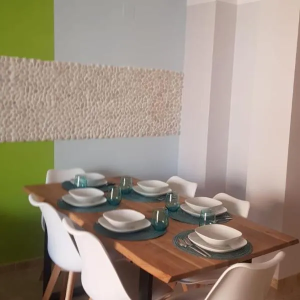 SUN&BEACH Moncofar，位于蒙科法尔的酒店