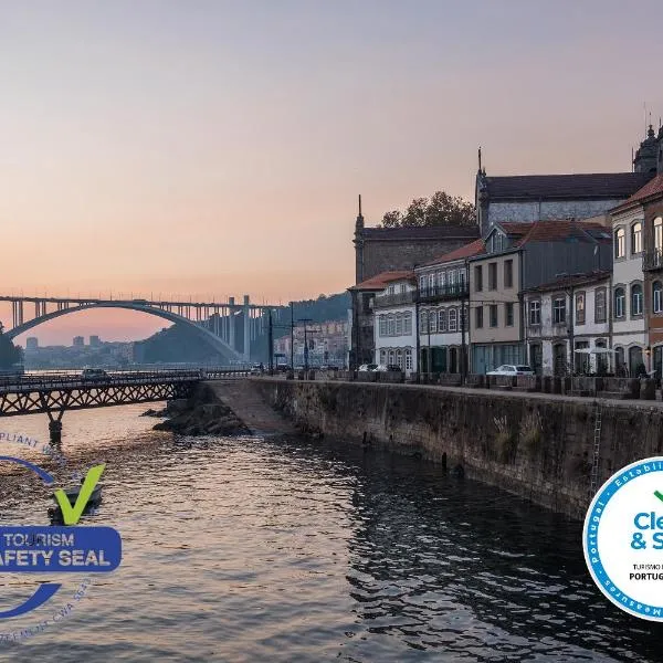 波尔图里贝拉嘉乐酒店，位于波尔图的酒店