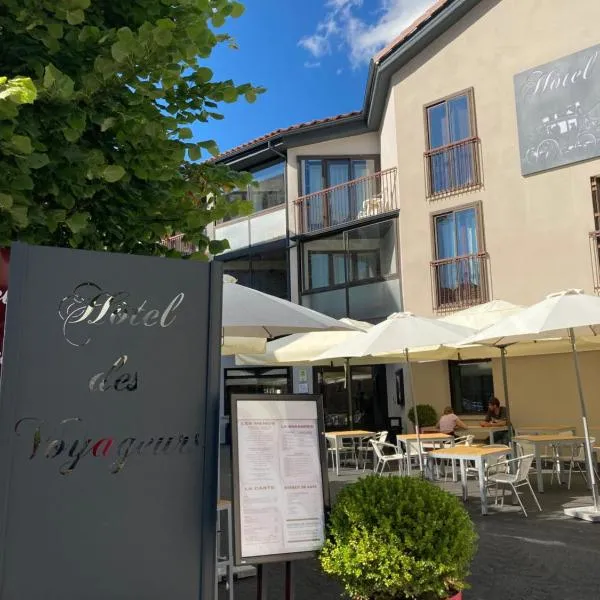 Logis Hotel Restaurant des Voyageurs，位于Albaret-Sainte-Marie的酒店