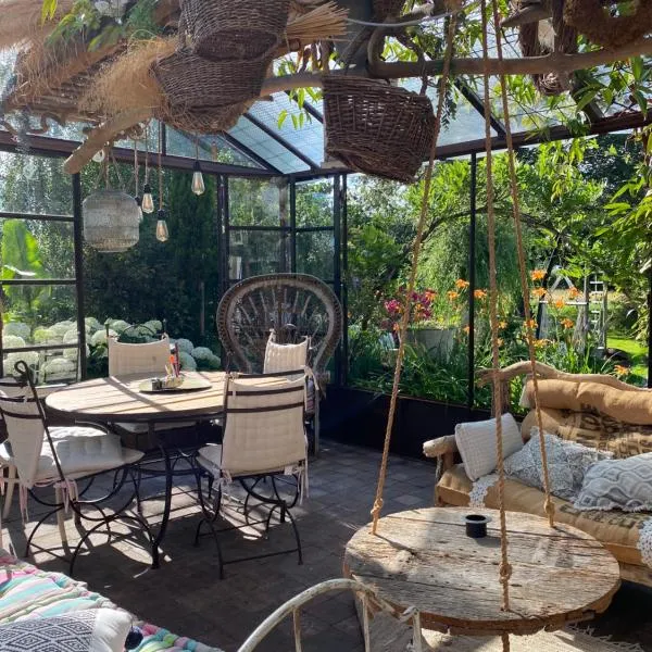 La Maison du Bonheur，位于Thiel-sur-Acolin的酒店