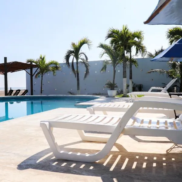 Hotel Lunazul In Costa Esmeralda，位于La Vigueta的酒店