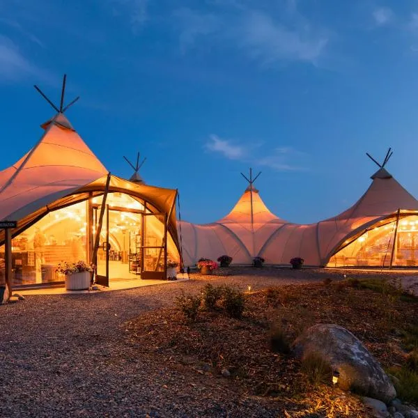Under Canvas Acadia,位于Surry的酒店