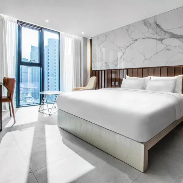 Hotel the Castle bangi 2nd，位于首尔的酒店