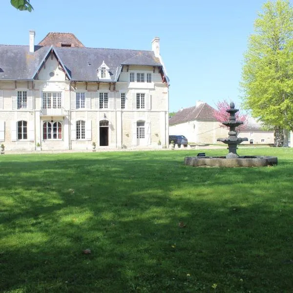 Château du Mesnil Soleil , gites et chambres d'hôtes，位于Crocy的酒店