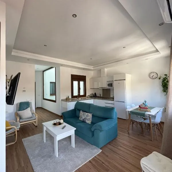 Apartamentos Cantarería, Jazmín.，位于塞特尼尔的酒店