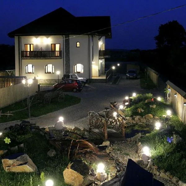 Pensiunea Terra Rosa，位于Bîltişoara的酒店