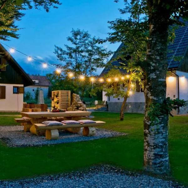 B&B Plitvice Holiday Lodge，位于普利特维采湖的酒店
