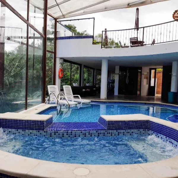 梅森德洛斯威立页斯酒店，位于莱瓦镇的酒店