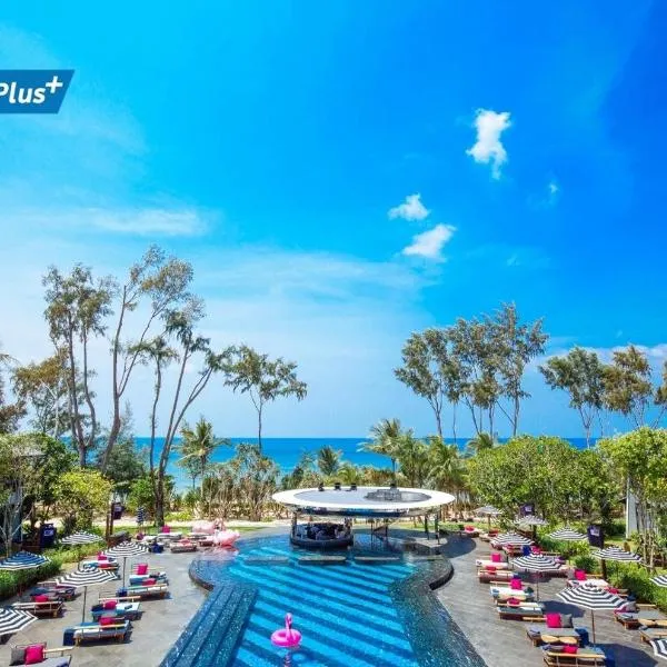 Baba Beach Club Natai Luxury Pool Villa Hotel by Sri panwa - SHA Plus，位于Ban Plai Bang Thong的酒店