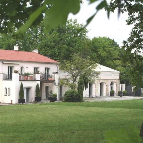 Lazurowa Prowansja - Agroturystyka Villa Toscana，位于博莱斯瓦维茨的酒店