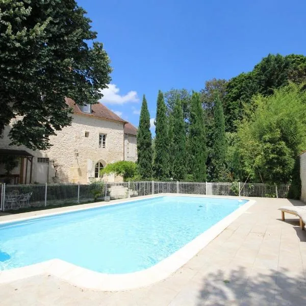 Le Clos Ligérien，位于讷韦尔的酒店