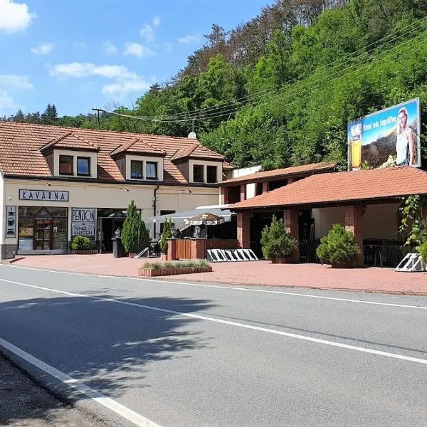 Bunkr Karlštejn，位于Loděnice的酒店