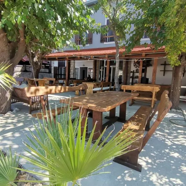 Hostel Jadran，位于帕格的酒店