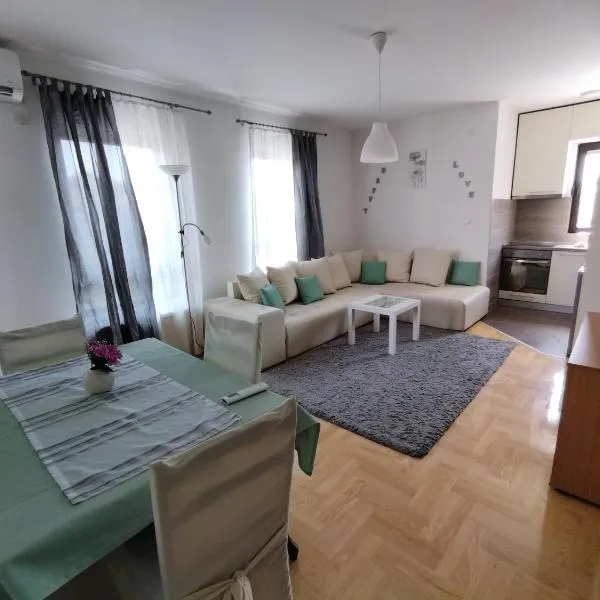 Apartman GANA Altina LUX，位于Novi Grad的酒店