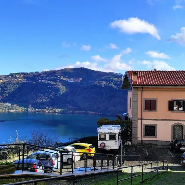 Vivere il Borgo sul lago，位于真扎诺-迪罗马的酒店