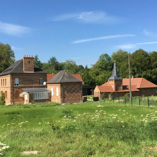 chambres d'hôtes et Gîte Le Moulin Sainte Marie，位于Denier的酒店