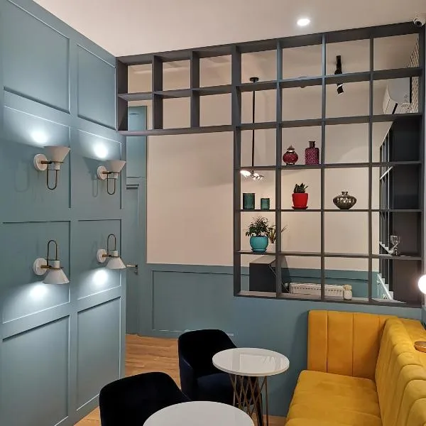 3 Rooms Hotel,位于第比利斯的酒店