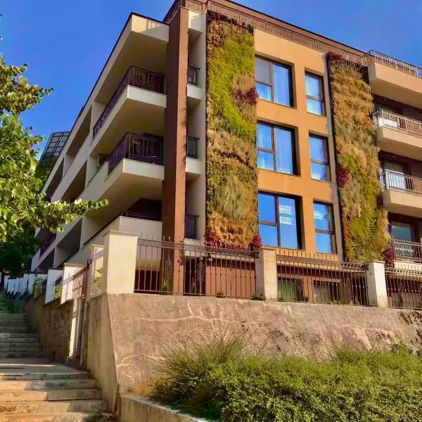 Comfort Luxury Apartments，位于Vratsa的酒店