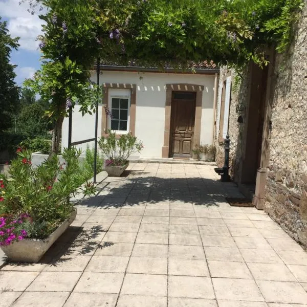 L appartement cosy，位于Le Garric的酒店
