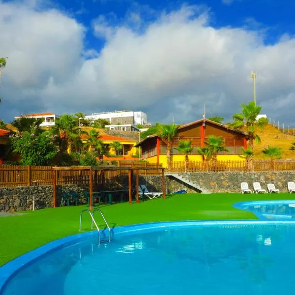 Hotel Casas do Sol，位于Tongon的酒店