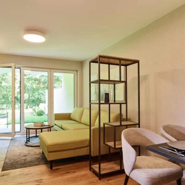 Erasmus Lodge - Ferienwohnungen zum Wohlfühlen，位于Trassem的酒店