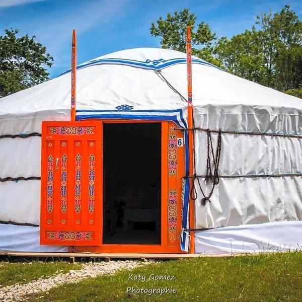 Camping Kerlaudy Mer et Yourtes，位于Plouénan的酒店
