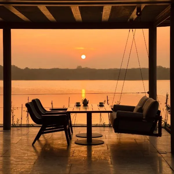 RAAS Chhatrasagar, Nimaj, District Pali，位于Pāli的酒店