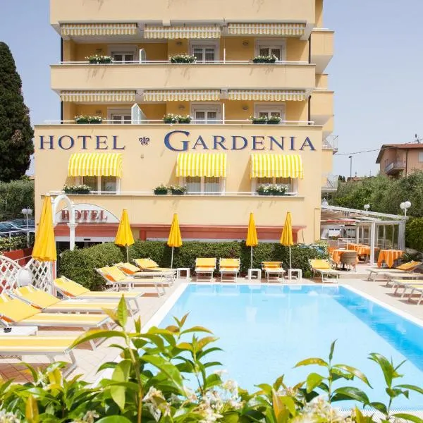 Hotel GARDENIA & Villa CHARME Adults Friendly 10Plus，位于巴多利诺的酒店