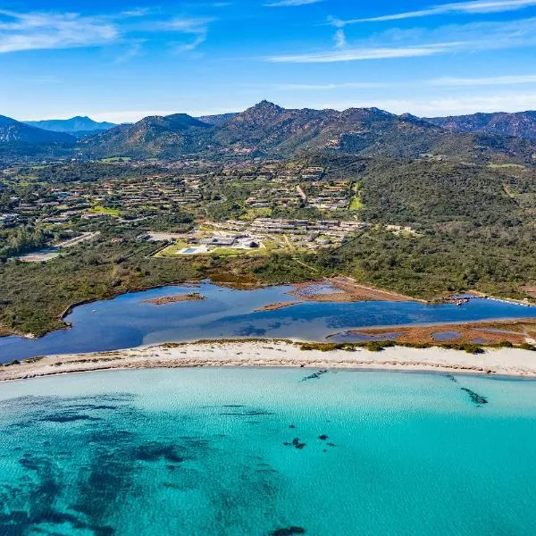 Baglioni Resort Sardinia - The Leading Hotels of the World，位于科斯塔克拉里那的酒店