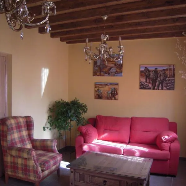 Casa Rural Carmina，位于Retortillo de Soria的酒店