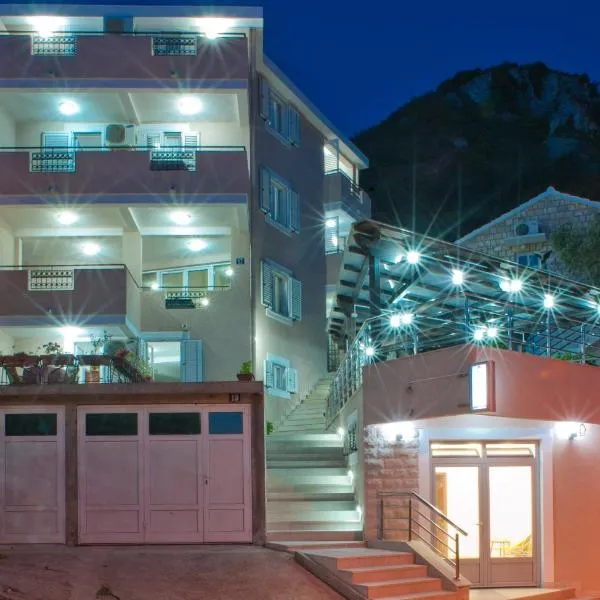 Apartments Marina，位于斯韦蒂·斯特凡的酒店