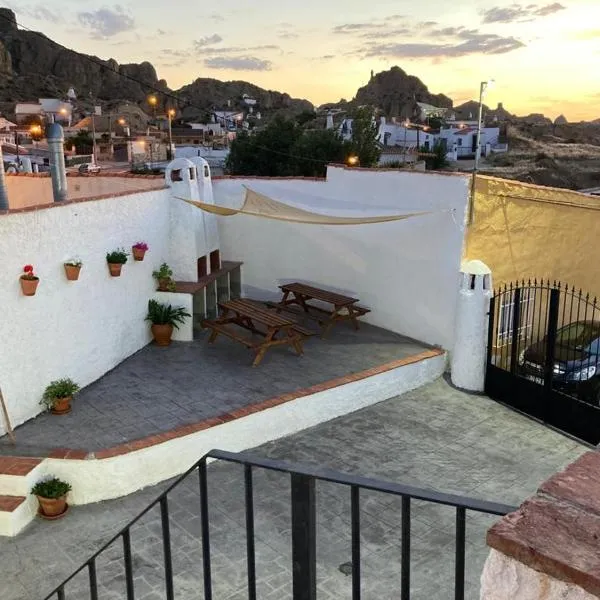 Cueva de Manuela，位于瓜迪克斯的酒店