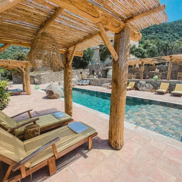 Résidence de Luxe 4 étoiles à Pietralba, 4 logements piscine chauffée BALAGNE，位于Pietralba的酒店