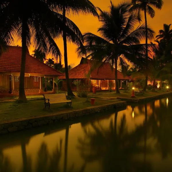 Kondai Lip Backwater Heritage Resort，位于Eramalloor的酒店