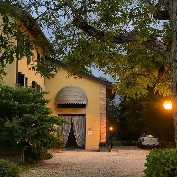 维奇奥费恩尼尔酒店，位于Teglio Veneto的酒店