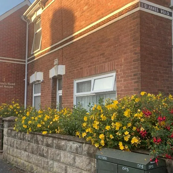 St Anne's Road Guest House，位于埃克塞特的酒店