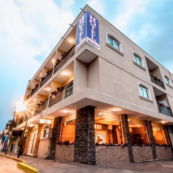 Hotel San Miguel, en el Centro - Desayuno Gratis，位于El Arenal的酒店