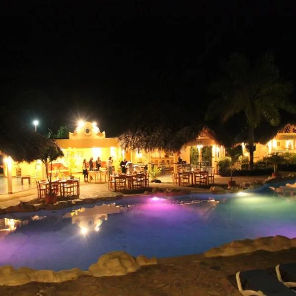 Hotel - Residencial Madrugada，位于Arroyo Salado的酒店