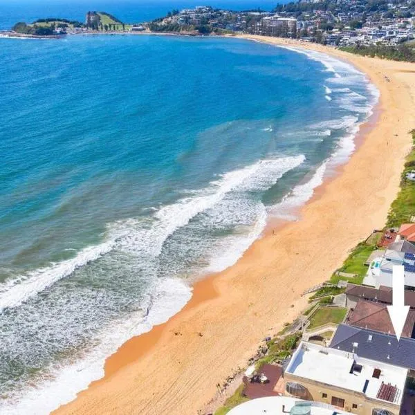 Absolute Beachfront Surf Unit In Terrigal/Wambi，位于瓦布利尔的酒店