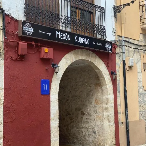 Mesón Kubano B&B，位于Cervera del Maestre的酒店