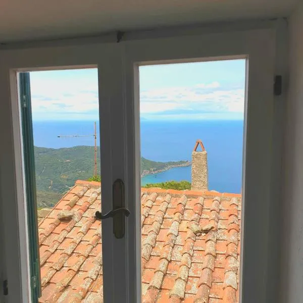 alcastello - Casamatta via Dante Alighieri,36，位于Giglio Castello的酒店