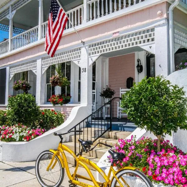 The Kenwood Inn 1st Bed and Breakfast St Augustine Historic District，位于圣奥古斯丁的酒店